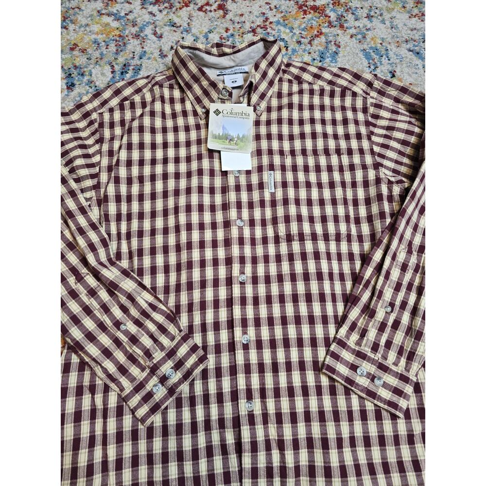 NWT Columbia Payette Peak Plaid Button Up Shirt Size Medium Red Beige Outdoors